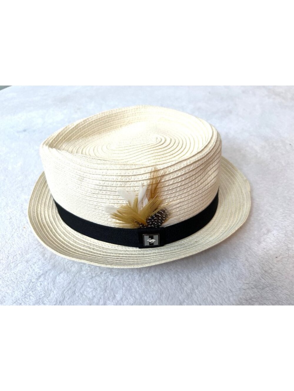 Peter Grimm Fedora Hat One Size 100% Paper Mens Feather Black Band Logo Pin